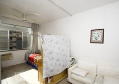 APARTAMENTO no 2º andar com 1 dormitório