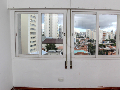 Apartamento à venda por R$ 1.240.000