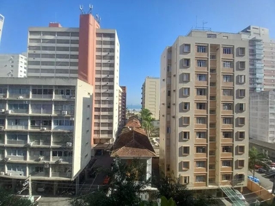 1 dormitório no Boqueirão a uma quadra da praia em Santos