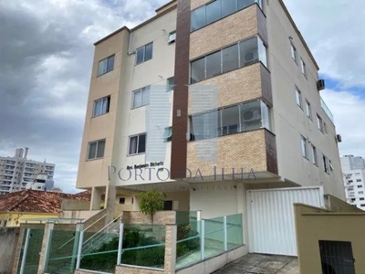 Apto de 2 dorms, com 1 suíte em ótima localização!