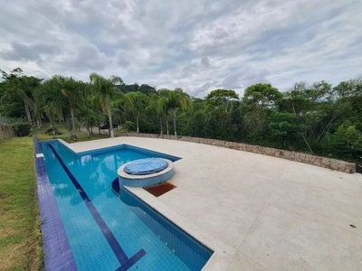 Casa para venda possui 580 metros quadrados com 7 quartos em Cacupé - Florianópolis - SC