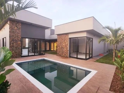 Casa para venda possui 600 m² com 4 suítes no Urbanova - São José dos Campos - SP