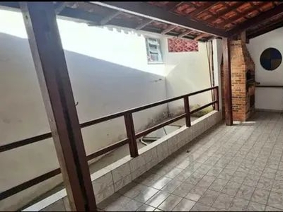 Casa para venda tem 215 metros quadrados com 3 quartos em das Laranjeiras - Serra - ES