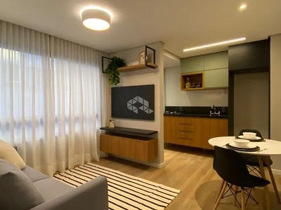 EXCELENTE APARTAMENTO COM TODA COMODIDADE DO BAIRRO BOM FIM