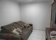 Apartamento com 2 quartos à venda no bairro Santa Maria, 45m²