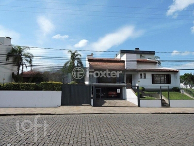 Casa 3 dorms à venda Rua José Albino Reuse, Cinqüentenário - Caxias do Sul