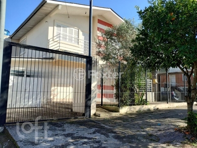 Casa 5 dorms à venda Rua João Bertotti, Madureira - Caxias do Sul