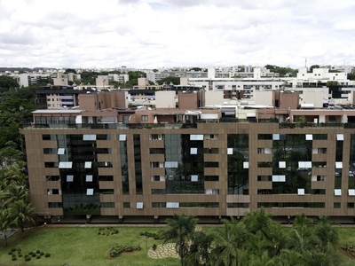 Apartamento à venda com 4 quartos ou + na Asa Norte, Brasília