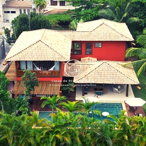 CASA EM PRAIA DO FORTE 50 METROS DO MAR PRÓXIMO A VILA