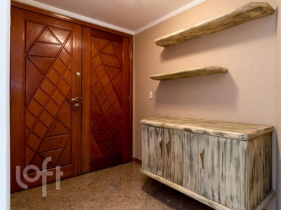 Apartamento à venda em Barra da Tijuca com 200 m², 3 quartos, 1 suíte, 2 vagas