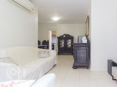 Apartamento à venda em Copacabana com 110 m², 4 quartos, 1 suíte, 2 vagas