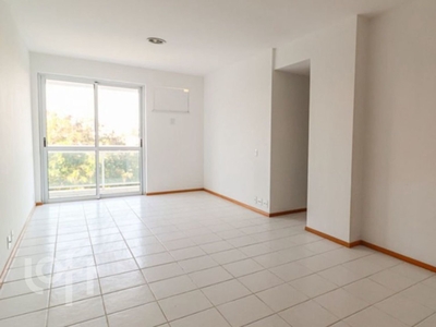 Apartamento à venda em Recreio dos Bandeirantes com 81 m², 3 quartos, 1 suíte, 1 vaga