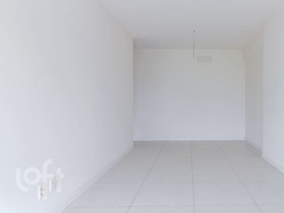 Apartamento à venda em Recreio dos Bandeirantes com 88 m², 3 quartos, 1 suíte, 1 vaga