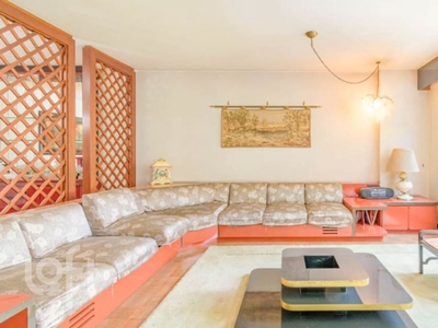 Apartamento à venda em Santa Cecília com 180 m², 4 quartos, 1 suíte, 2 vagas