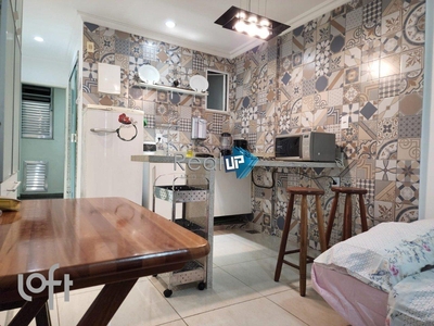 Apartamento à venda em Copacabana com 28 m², 1 quarto