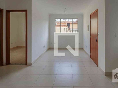 Apartamento com 3 quartos à venda no bairro Fernão Dias, 70m²