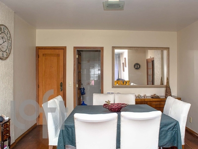 Apartamento à venda em Grajaú com 126 m², 3 quartos, 1 suíte, 2 vagas