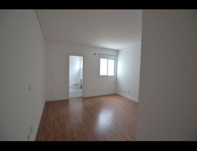 Apartamento no Bairro Victor Konder em Blumenau com 3 Dormitórios (3 suítes) e 135 m²