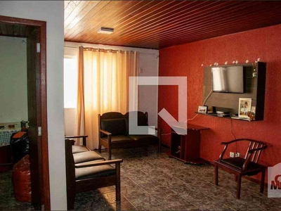 Casa com 4 quartos à venda no bairro Chácara Contagem, 100m²