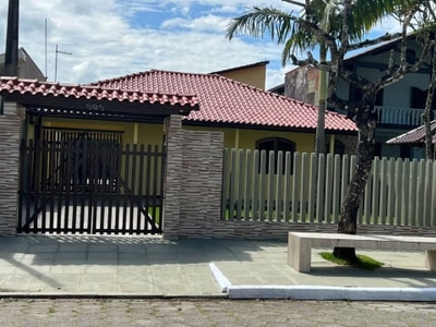 Casa/ Sobrado para alugar com 4 quarto(s)