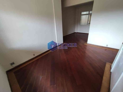 Apartamento com 3 quartos para alugar no bairro Santo Antônio, 140m²