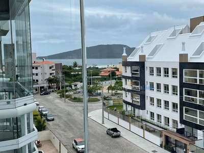 Apartamento com vista para o mar