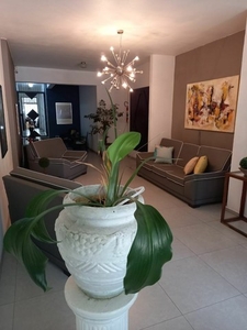 Apartamento no Edifício D. Laura com 2 dorm e 84m, Centro - Santa Maria