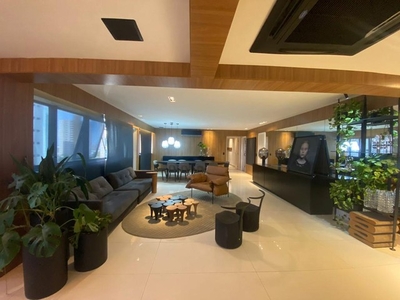 Apartamento para venda tem 233 metros quadrados com 4 quartos em Candelária - Natal - RN