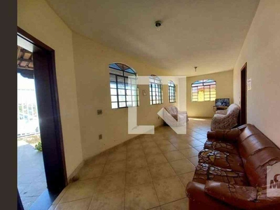 Casa com 5 quartos à venda no bairro São Gabriel, 392m²