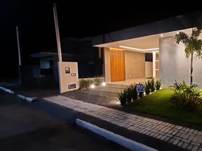 Excelente Casa no MONTE CARLO - R$ 790 mil