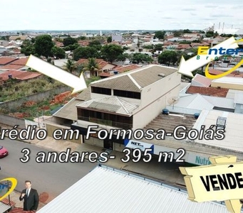 Prédio em Formosa Goiás 3 andares- 395 m2