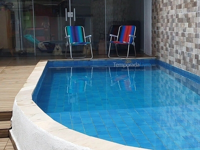 Aluguel casa com piscina temporada