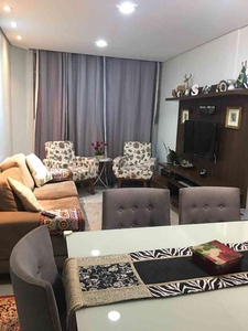 Apartamento com 3 quartos para alugar no bairro Ouro Preto, 85m²