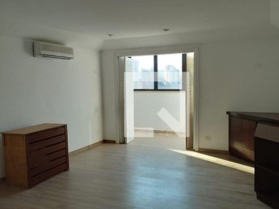 APARTAMENTO no 17º andar mobiliado com 3 dormitórios e 4 garagens