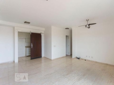 APARTAMENTO no 81º andar com 2 dormitórios e 1 garagem