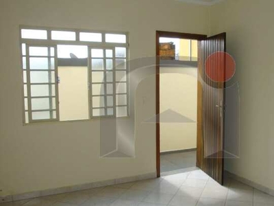 APARTAMENTO NO CENTRO