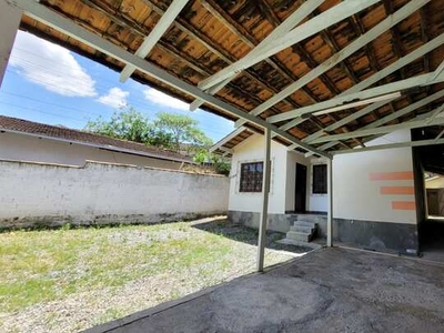 Casa com 2 Dormitórios e Amplo Terreno para Locação em Guanabara, Joinville - Meirinho Imó