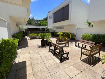 Casa em condomínio á venda no Jardim Petrópolis,480m²,4 suítes e 4 vagas de garagem