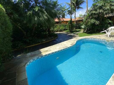 Excelente casa para temporada, com piscina e churrasqueira, na praia do Lázaro em Ubatuba!