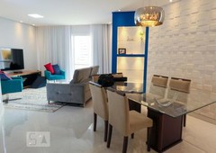 APARTAMENTO no 2º andar mobiliado com 2 dormitórios e 2 garagens