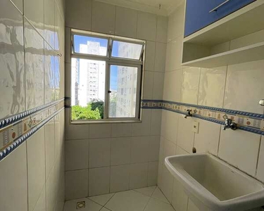 Apartamento 2/4 sendo 1 suíte muito bem localizado no Imbuí