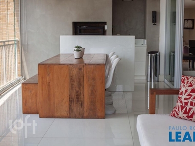 Apartamento à venda em Itaim Bibi com 186 m², 3 quartos, 3 suítes, 3 vagas