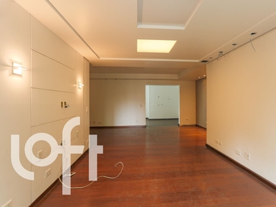 Apartamento à venda em Moema Índios com 190 m², 3 quartos, 2 suítes, 3 vagas