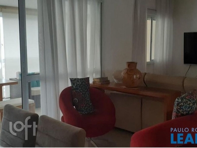 Apartamento à venda em Santo Amaro com 117 m², 3 quartos, 1 suíte, 2 vagas