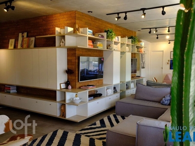 Apartamento à venda em Santo Amaro com 74 m², 2 quartos, 2 vagas