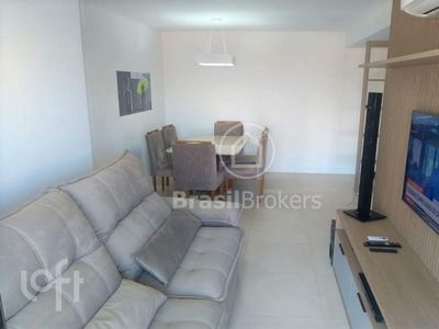 Apartamento à venda em Tijuca com 72 m², 2 quartos, 1 suíte, 1 vaga