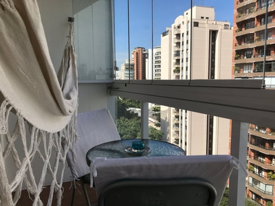 Apartamento à venda em Vila Nova Conceição com 96 m², 2 quartos, 1 suíte, 1 vaga