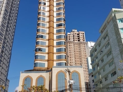 Apartamento à venda por R$ 3.400.000,00 - Centro - Balneário Camboriú/SC