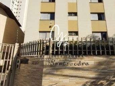 Apartamento com 2 quartos no Ed. Pontevedra - Bairro Centro em Londrina
