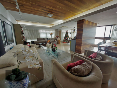 Apartamento em Barra da Tijuca, Rio de Janeiro/RJ de 247m² 4 quartos à venda por R$ 3.159.000,00